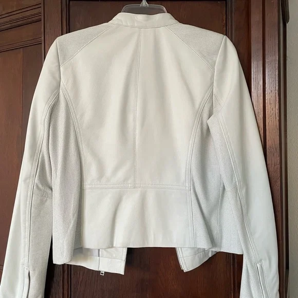 S: Leather Banana Republic Jacket Winter White Classic Elegant NWOT New! - Picture 2 of 10